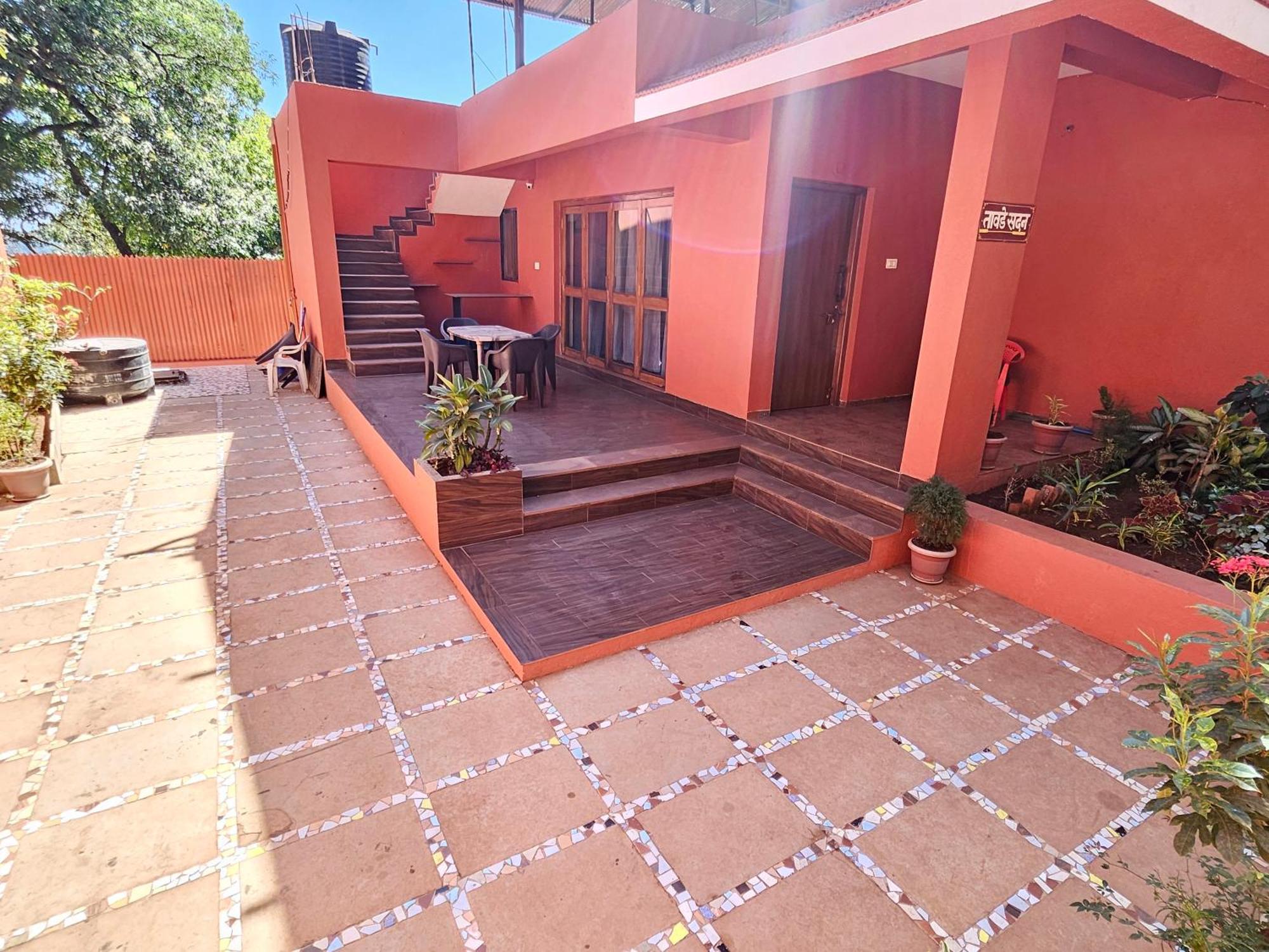 Nivritti Villa Matheran Exterior photo